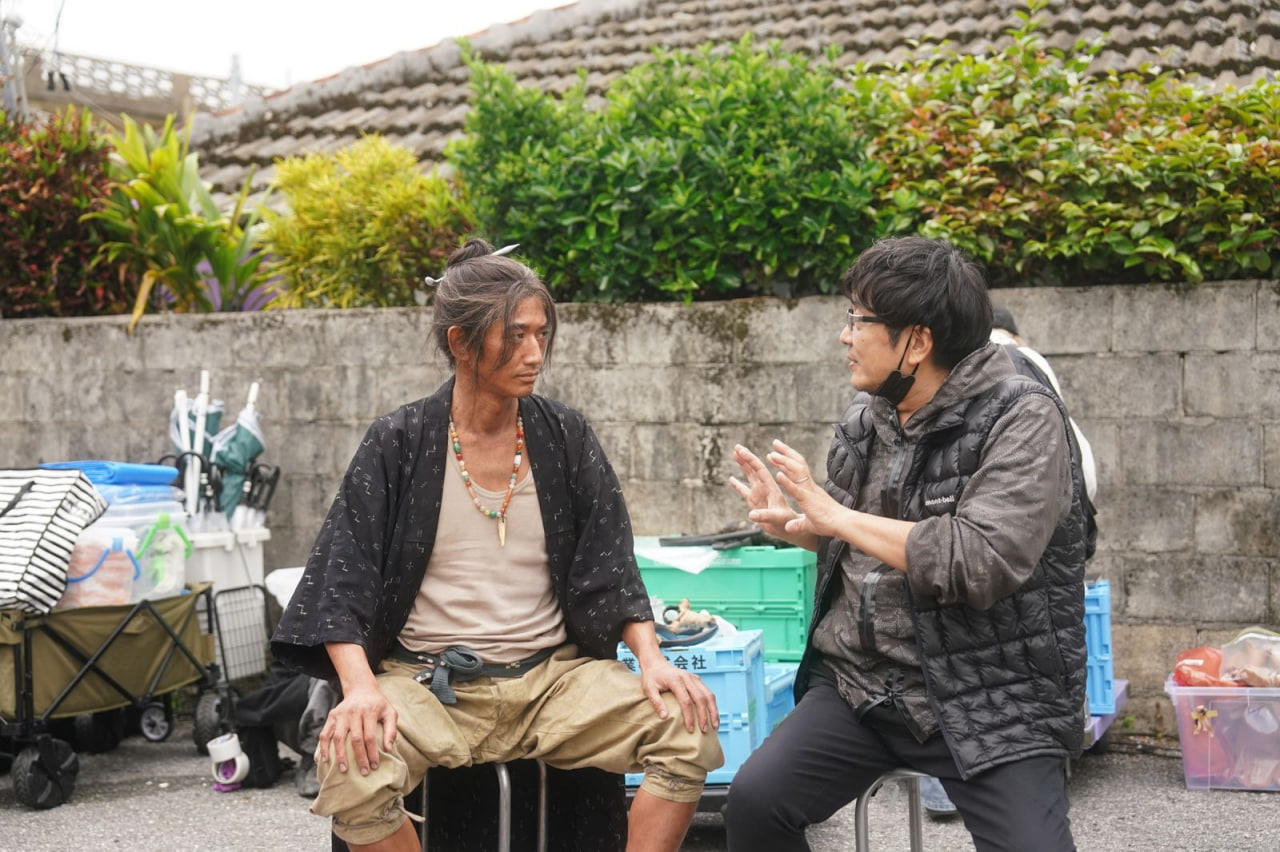 พลวัตของครอบครัวในภาพยนตร์สมัยใหม่: ความลึกซึ้งภายใต้รอยยิ้ม