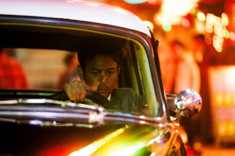 เบื้องหลังน้ำตาและเสียงสะท้อน: ความเชื่อมั่นในวิชาชีพศิลปิน